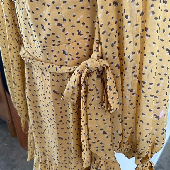 NWT yellow dress - Picture 3 of 9